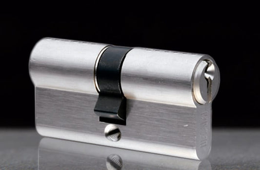 Cylindre porte Huno avec carte personnelle- 4 clés
